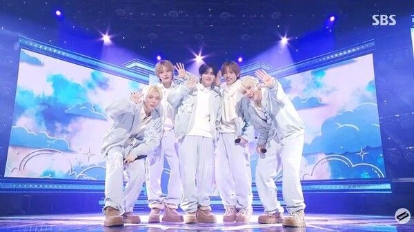 POW. Photo by SBS 'Inkigayo'.