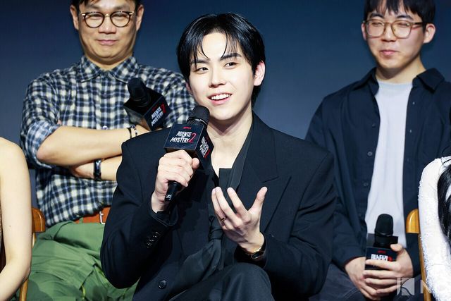 배우 김도훈이 19일 오전 서울 마포구 호텔 나루 서울 엠갤러리에서 진행된 넷플릭스 예능 ‘미스터리 수사단’ 시즌 2 제작발표회에서 소감을 말하고 있다. 사진=김규빈 기자