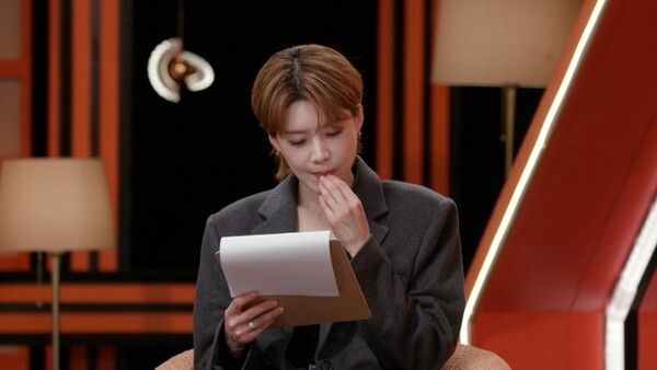 Photo by “The Secret of Celebrity Soldiers.”