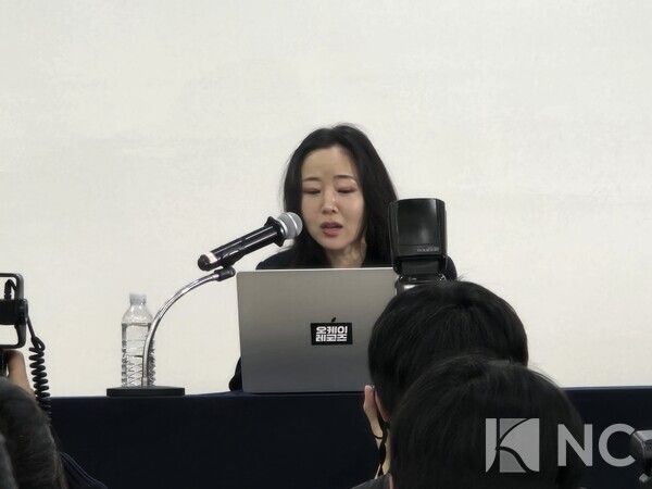 25일 서울 중구 교원종각빌딩 챌린지홀에서는 민희진 오케이레코즈 대표(전 어도어 대표)의 기자회견이 진행됐다.