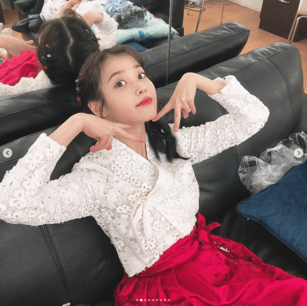 Photo by IU wearing hanbok.