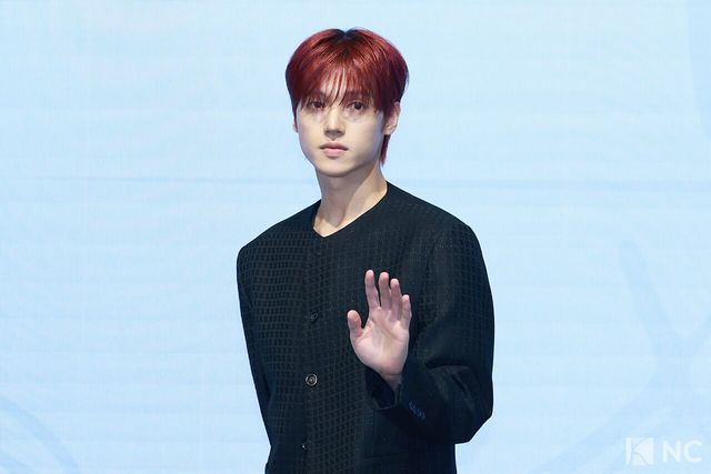 그룹 에이티즈(ATEEZ) 우영이 5일 오후 서울 영등포구 페어몬트 앰배서더에서 진행된 미니 13집 ‘골든 아워 : 파트 4(GOLDEN HOUR : Part.4)’ 발매 기념 기자간담회에서 포즈를 취하고 있다. 사진=김규빈 기자