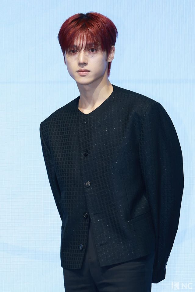 그룹 에이티즈(ATEEZ) 우영이 5일 오후 서울 영등포구 페어몬트 앰배서더에서 진행된 미니 13집 ‘골든 아워 : 파트 4(GOLDEN HOUR : Part.4)’ 발매 기념 기자간담회에서 포즈를 취하고 있다. 사진=김규빈 기자