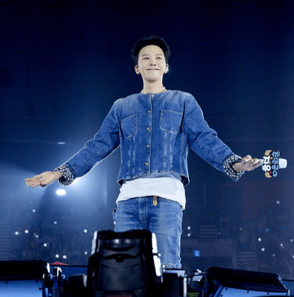 G-DRAGON. Photo by Galaxy Corporation.