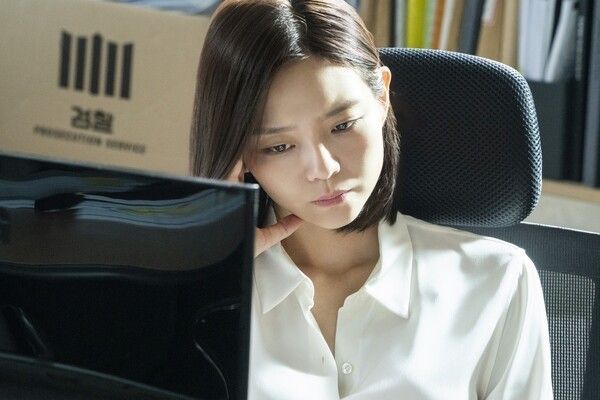 Esom in the film The Ultimate Duo. Photo by Ace Maker Movie Works.