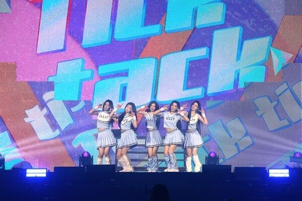 March 14, Ticketlink Live Arena at Olympic Park in Songpa-gu, Seoul hosted the first day of ILLIT’s debut tour “PRESS START♥ in SEOUL.” Photo by Belift Lab.