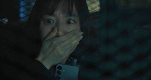 'Mad Concrete Dreams.' Photo by tvN.