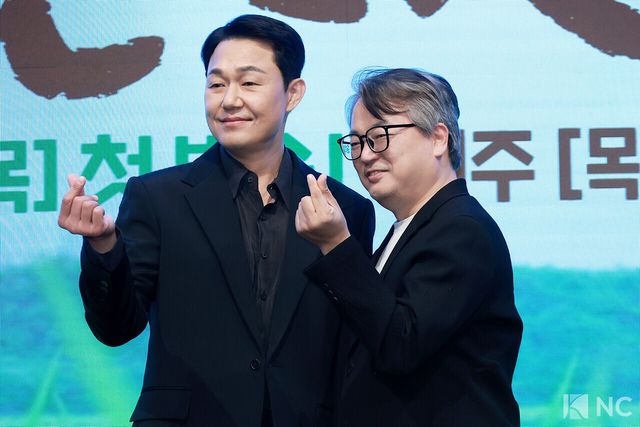 배우 박성웅, 이서환이 25일 서울 구로구 더 세인트 호텔에서 진행된 KBS 2TV 새 미니시리즈 ‘심우면 연리리’(극본 송정림/연출 최연수) 제작발표회에서 포즈를 취하고 있다. 사진=김규빈 기자