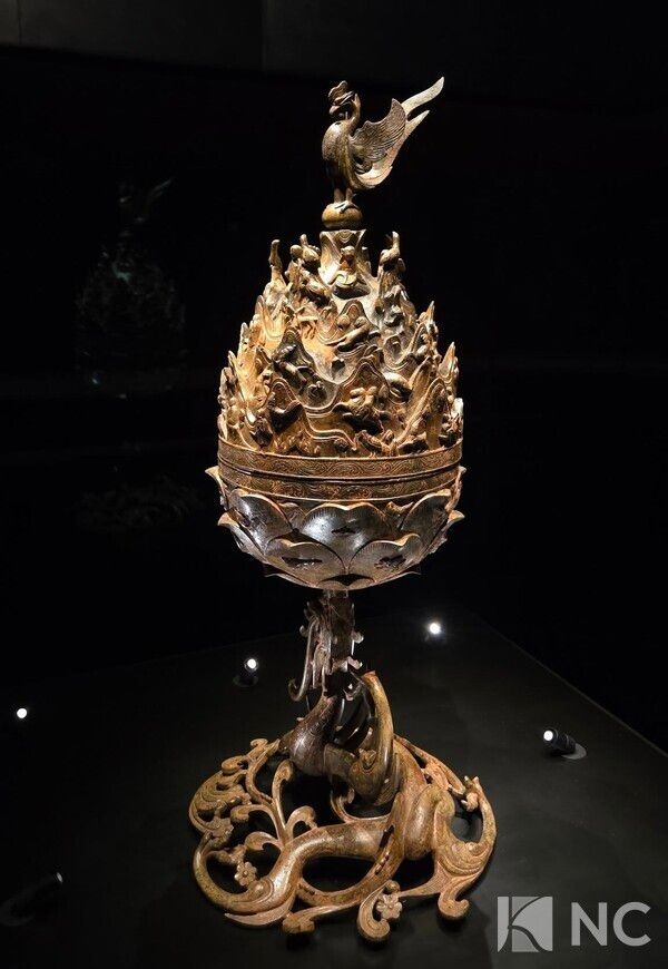 백제금동대향로관에 전시된 '백제금동대향로'. 사진=뉴스컬처
