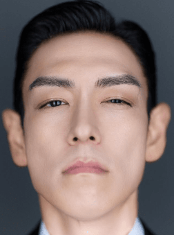 写真=TOP Instagram