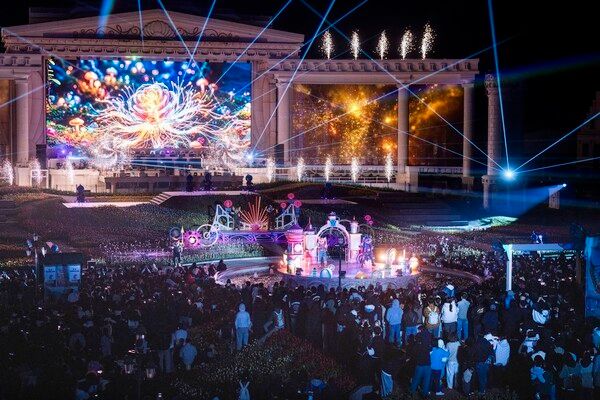 Everland will launch the special fireworks show “Guardians of Light” on April 1. Photo by Everland (Samsung C&T Resort Group).