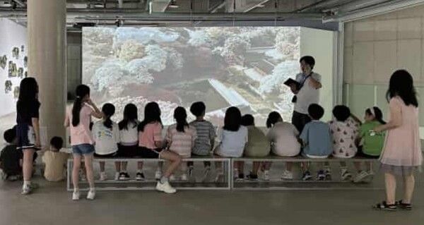 Scenes from last year’s “Museum × Enjoy.” Photo by 2025 Museum and Gallery Week.