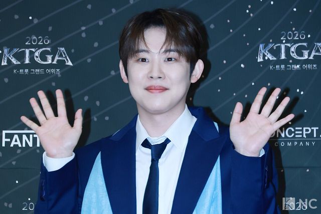 가수 진욱. 사진=김규빈 기자