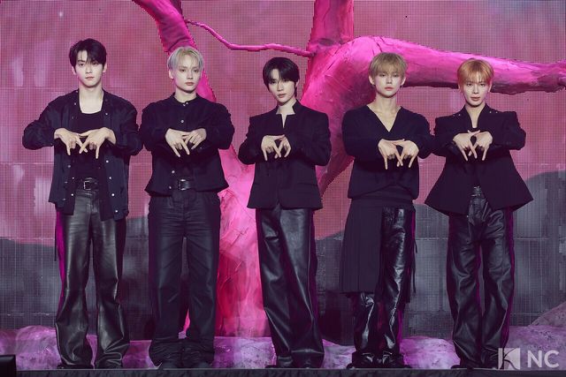 그룹 투모로우바이투게더(TOMORROW X TOGETHER). 사진=김규빈 기자