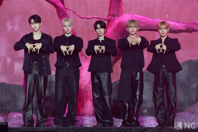 그룹 투모로우바이투게더(TOMORROW X TOGETHER). 사진=김규빈 기자