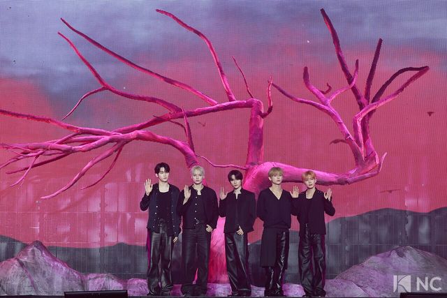 그룹 투모로우바이투게더(TOMORROW X TOGETHER). 사진=김규빈 기자