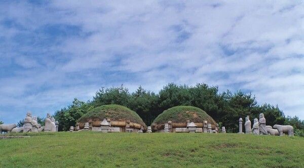 북한 개성에 위치한 후릉 능침 전경. 사진=국립문화유산연구원 '조선왕릉종합학술조사보고서'