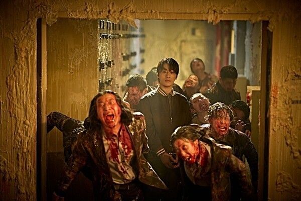 'Colony'. Photo by Showbox.