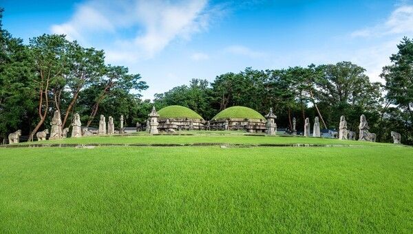 Heolleung royal tomb complex. Photo by Cultural Heritage Administration Royal Tombs Division.