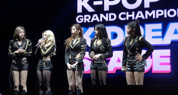 엑신. 사진=비바이엔터테인먼트 제공