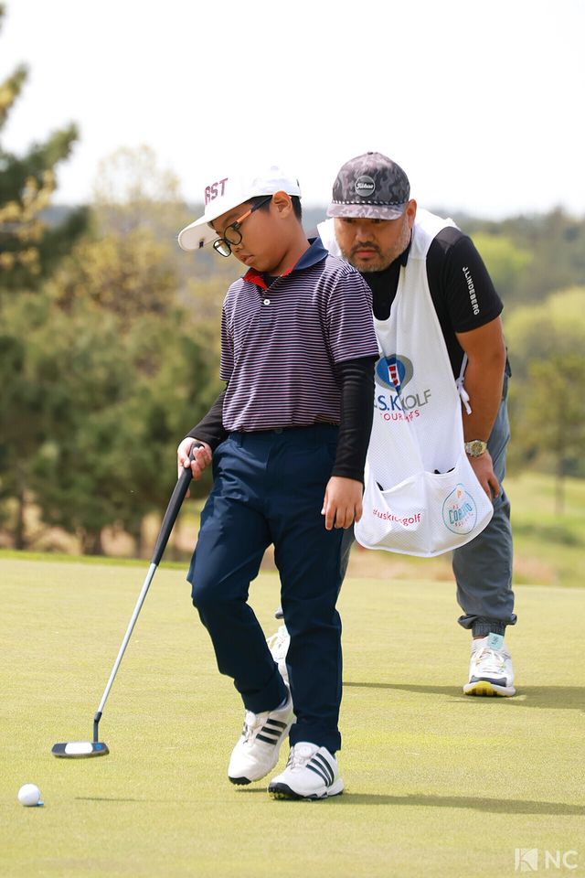 유에스 키즈 골프에 참가한 선수들과 부모님의 모습. 사진=김규빈 기자