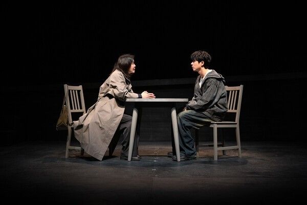 Mouthpiece stage performance. Photo by Theatre Yeoljeon.