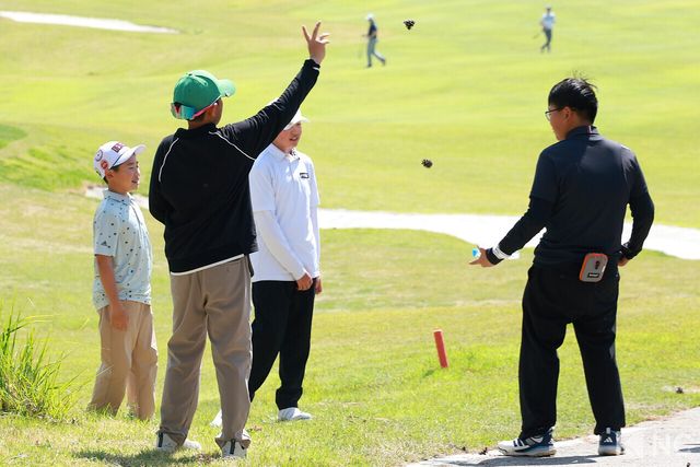 즐거운 시간을 보내는 ‘2026 유에스 키즈 골프 코리안 챔피언십(U.S. Kids Golf Korean Championship)’ 참가 선수들. 사진=김규빈 기자