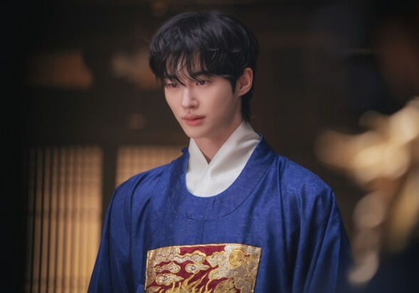 한복 입은 변우석. 사진=21세기 대군부인