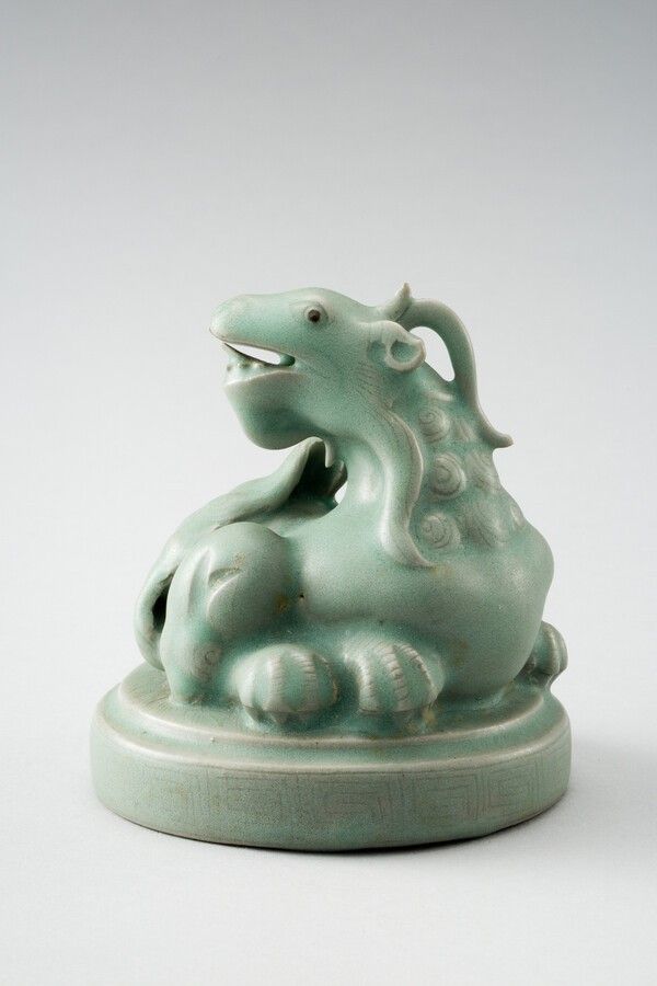 青磁麒麟形香炉蓋＝木浦海洋遺物展示館