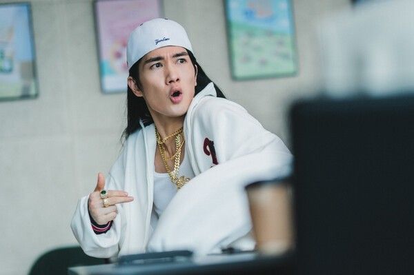 'Wild Sing' Uhm Tae-go. Photo by Lotte Entertainment.