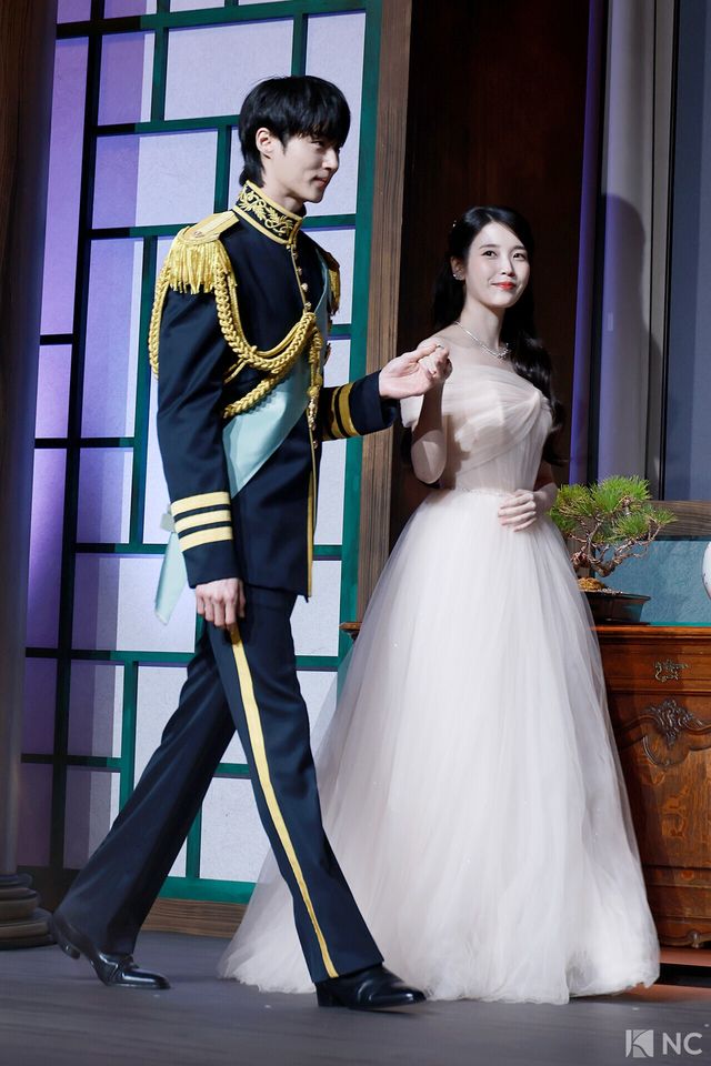 배우 변우석과 아이유. 사진=김규빈 기자