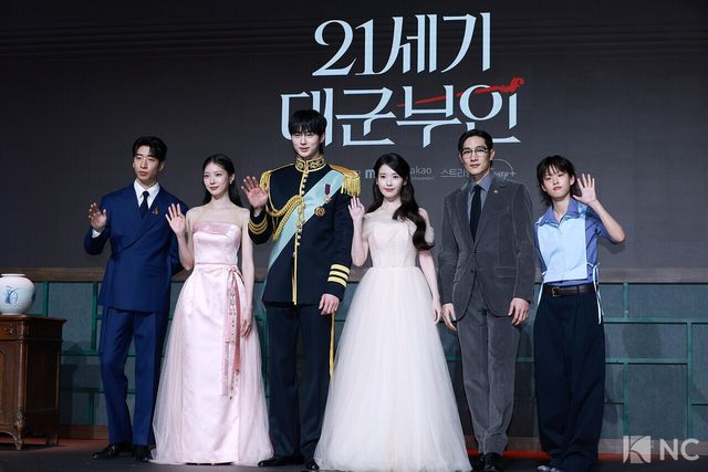 배우 유수빈, 공승연, 변우석, 아이유, 노상현, 이연. 사진=김규빈 기자