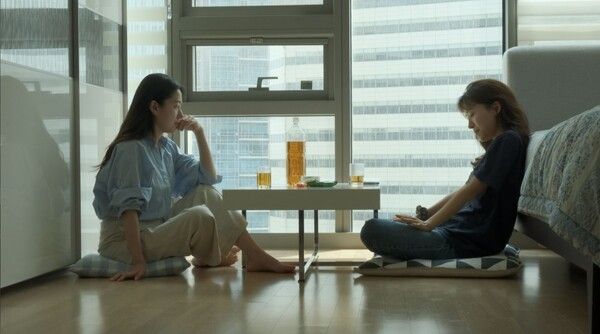 영화 '너에 관한 단순한 사실들' 스틸컷. 사진=인디그라운드