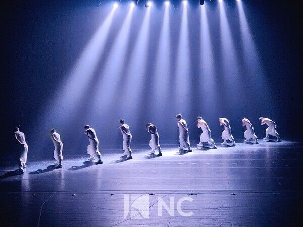 “Shinmyeong_The Living Body” performance at the Intangible Heritage Creation Lab showcase. Photo by News Culture.