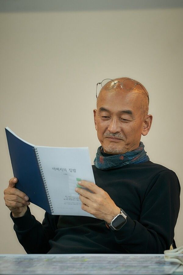 Director Lee Joon-ik of Father’s Home Cooking (WT). Photo by Lezhin Entertainment.