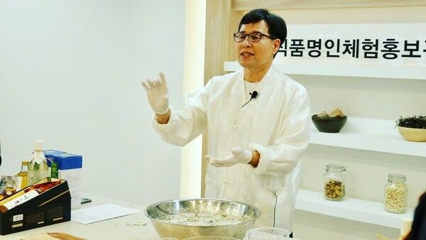 계룡백일주 이성우 명인. 사진=계룡백일주 공식 SNS