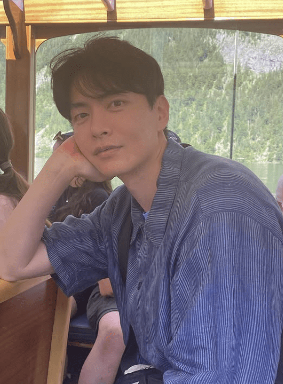 배우 이민기. 사진=공식 SNS