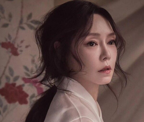 뮤지컬 '서편제'에서 '송화'로 열연한 배우 차지연. 사진=PAGE1