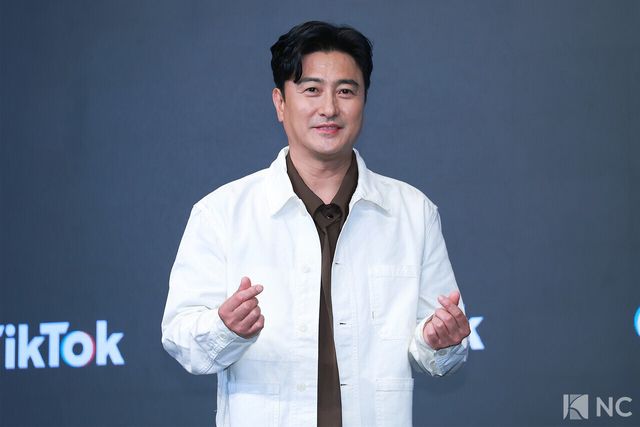 스포츠 해설가 안정환. 사진=김규빈 기자