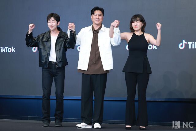 가수 딘딘, 스포츠 해설가 안정환, 방송인 이은지. 사진=김규빈 기자