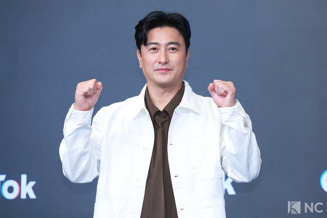 스포츠 해설가 안정환. 사진=김규빈 기자