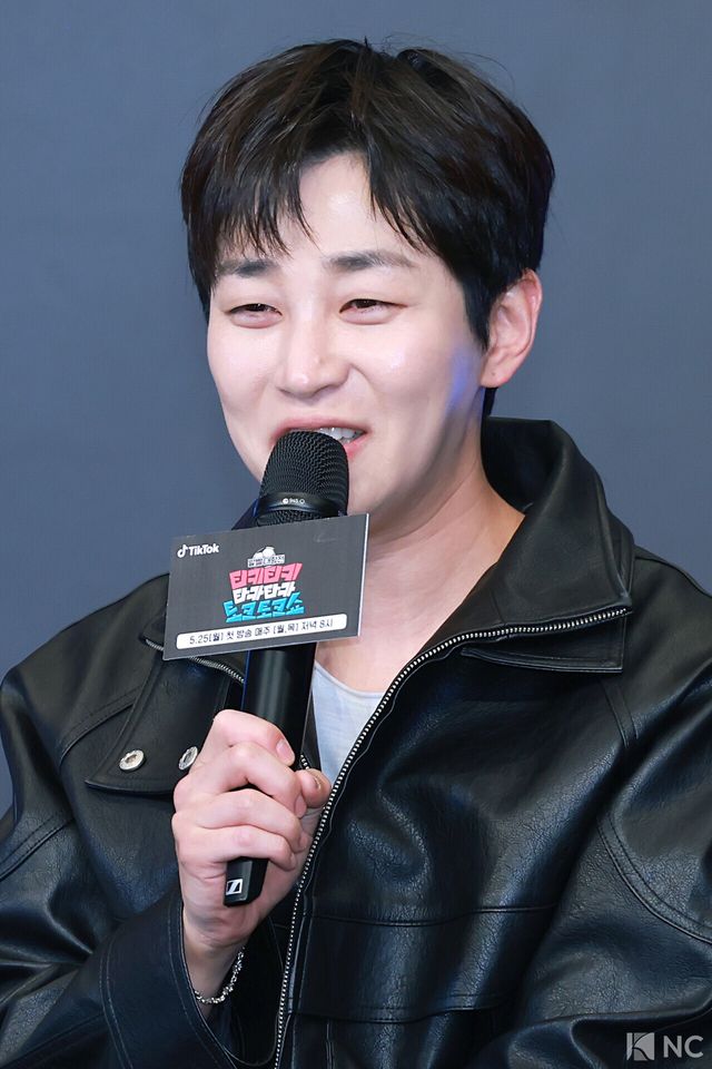 가수 딘딘. 사진=김규빈 기자