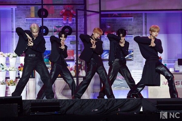 TOMORROW X TOGETHER (TXT). Photo by Kim Gyu-bin.