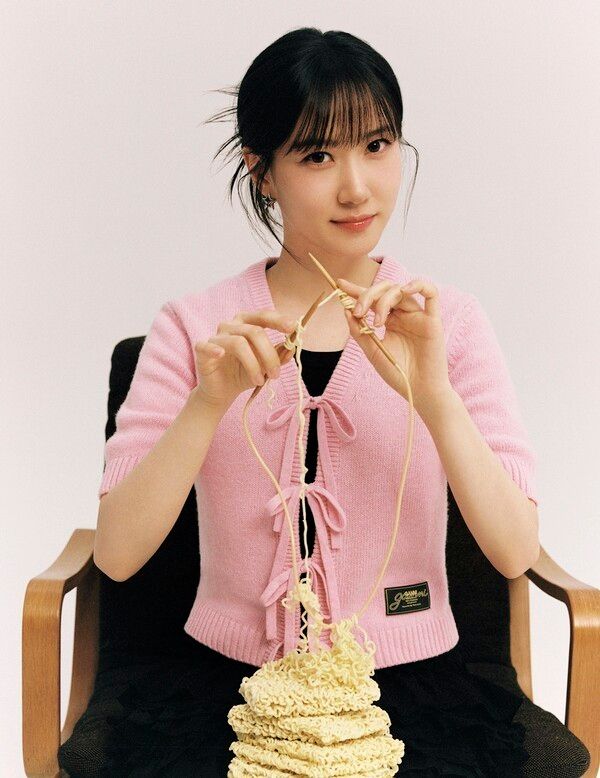 Park Eun-bin in Wonderfuls. Photo by Netflix.