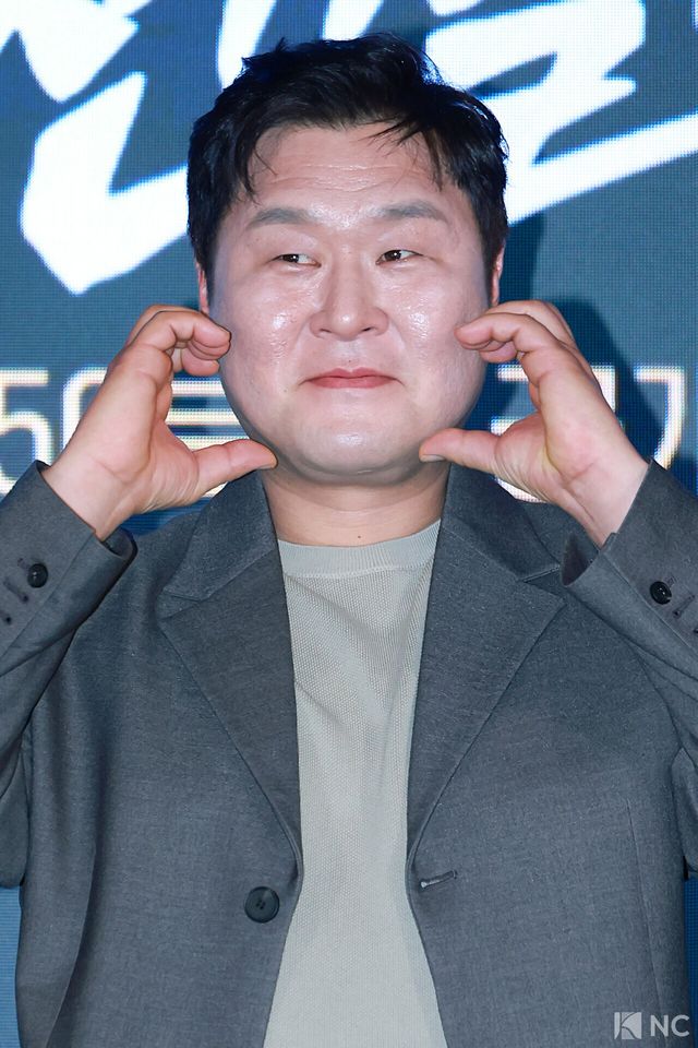배우 윤경호. 사진=김규빈 기자