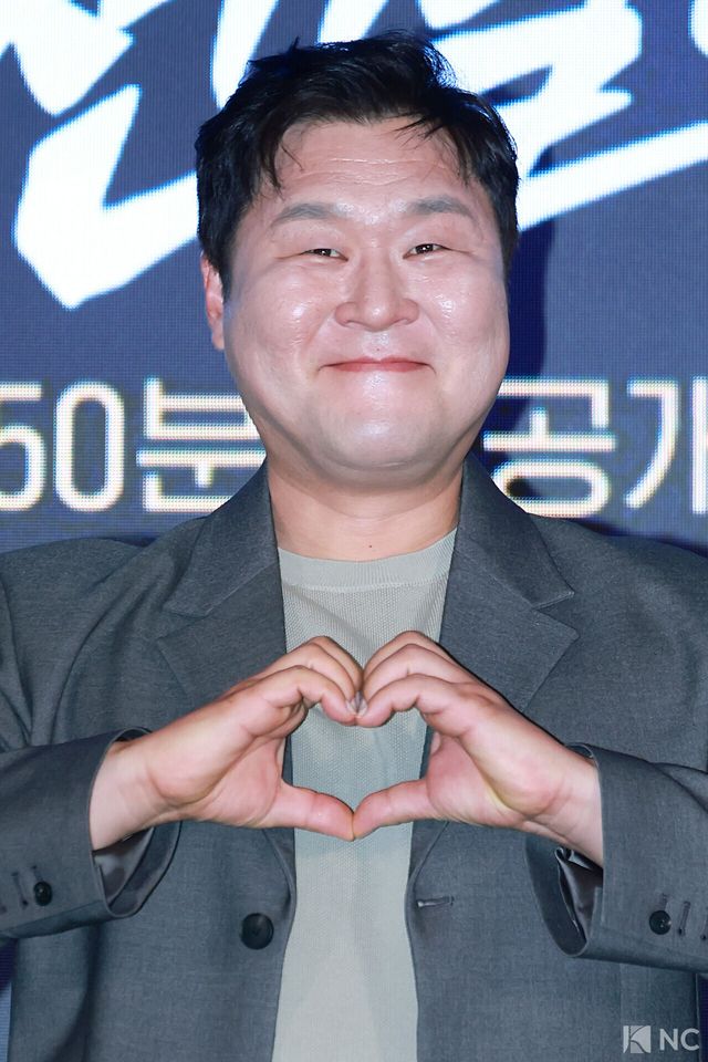 배우 윤경호. 사진=김규빈 기자