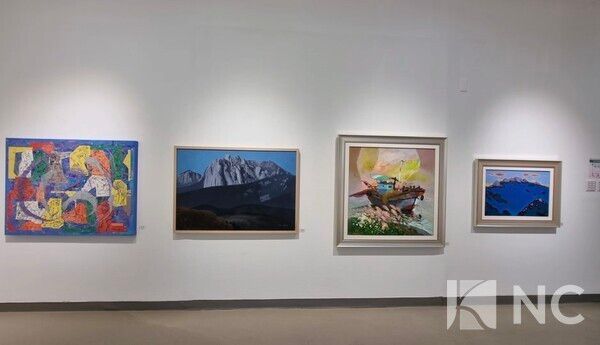 제7회 홍익대학교 회화과 총동문전 '와우열전-PAINTING SYNDICATE: The Hongik Archive(페이팅 신디게이트: 더 홍익 아카이브)' 전시 작품. 사진=뉴스컬처 DB