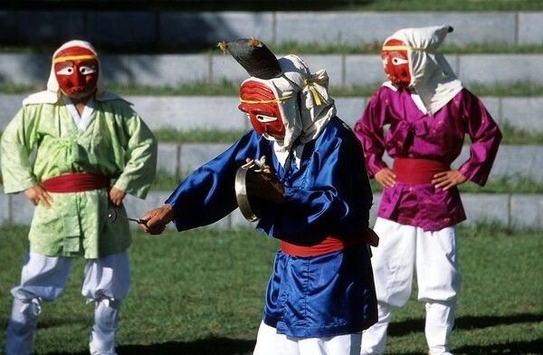 Yangju Byeolsandae Nori. Photo by Korea Heritage Service