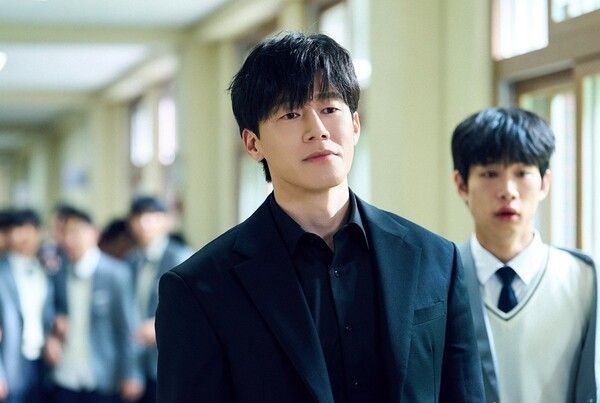 '참교육' 김무열. 사진=넷플릭스