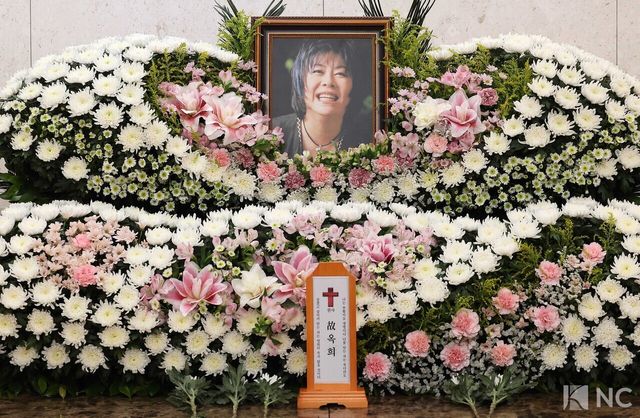 가수 옥희(본명 김광숙)의 빈소가 21일 오후 서울 송파구 서울아산병원 장례식장 22호에 마련됐다. 사진=사진공동취재단